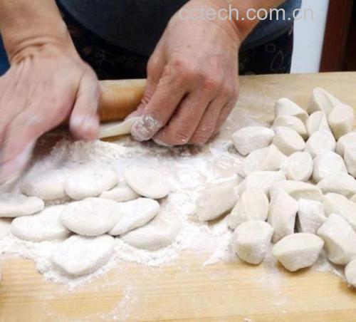 草莓奶油挞制作过程