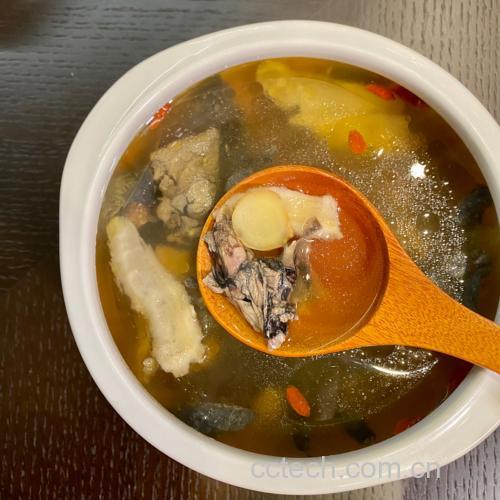 鹿鞭炖汤成品图