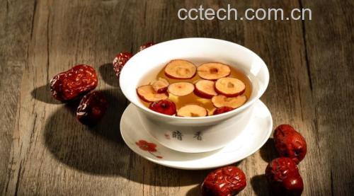 红枣片泡水成品图