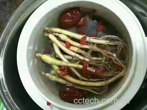 鲜参炖鸡汤做法步骤图