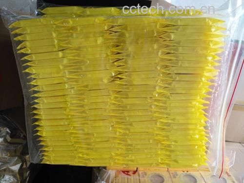 金丝皇菊与绿茶成品茶包展示图