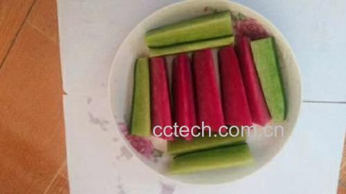 泡红皮萝卜成品图