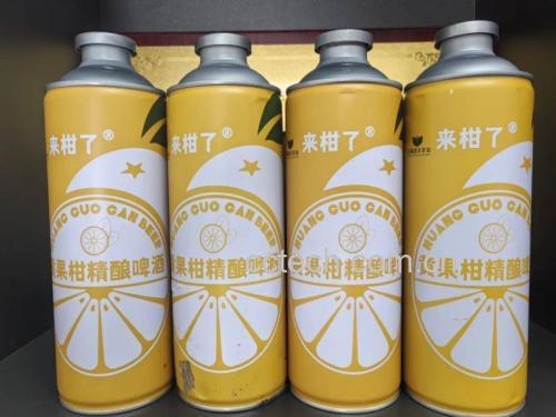 黄果柑酒成品与搭配展示