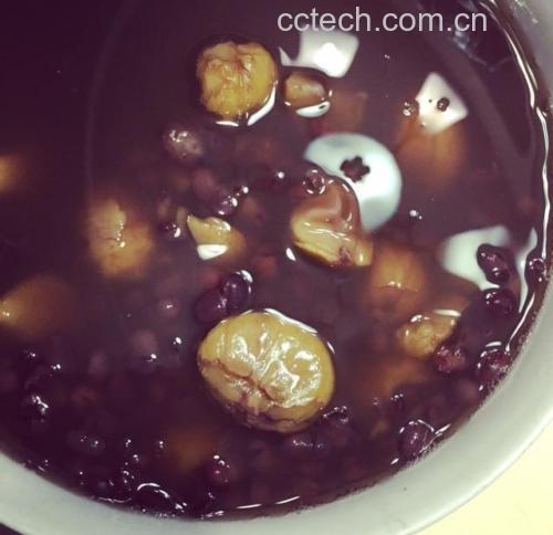 油栗仁牛奶羹