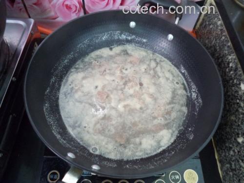 南北杏蜜枣煲瘦肉炖煮过程图