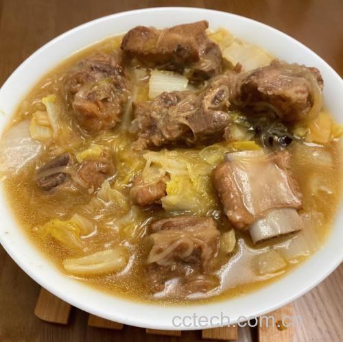 排骨白菜炖汤