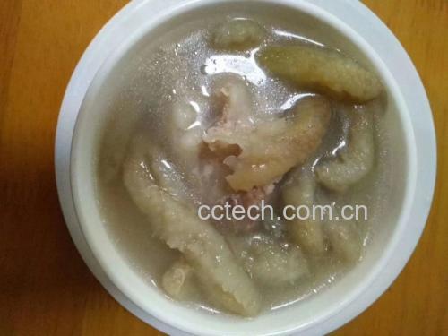 海参西洋参鸡汤成品图