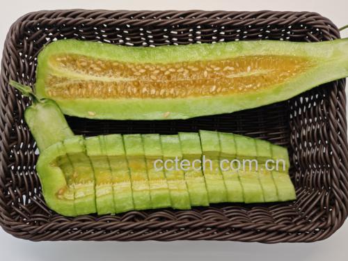羊角蜜甜瓜果肉切片展示