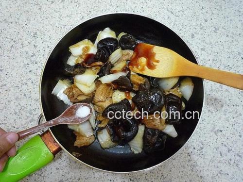 秋木耳烹饪过程