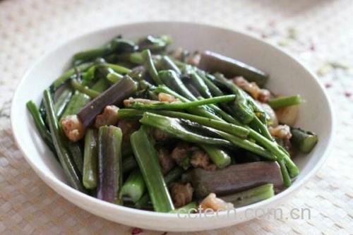 清炒红菜苔成品图