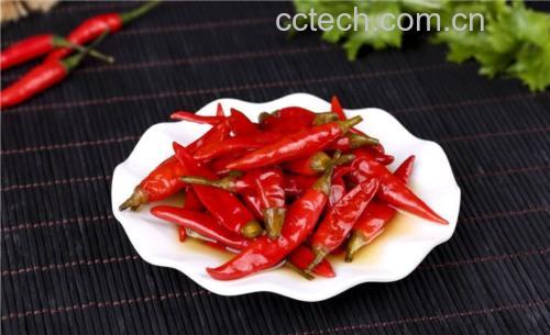 红泡椒烹饪菜品图
