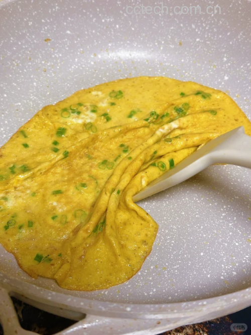大葱煎蛋饼制作过程