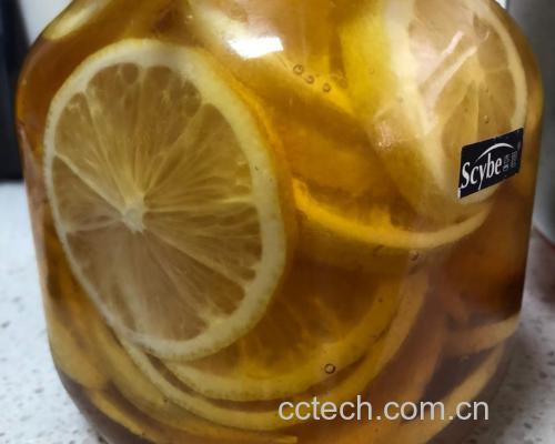 腌制完成的咸柠檬成品展示