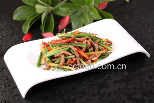 人参炒牛肉成品图