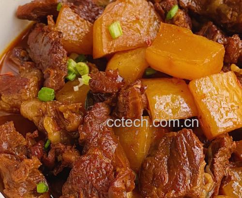 白不老炖土豆成品图