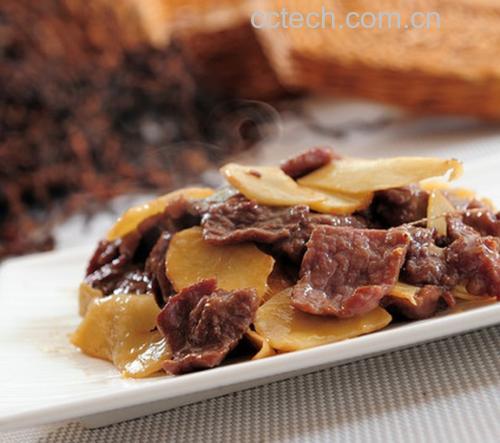 仔姜牛肉丝炒制过程
