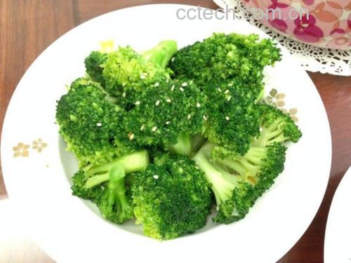 芝麻花生酱配西兰花