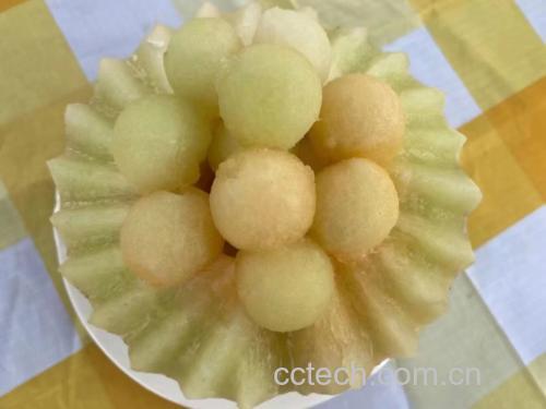 伊丽莎白甜瓜与其他水果拼盘
