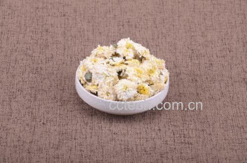 菊花与柠檬茶饮品