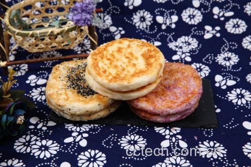 辣椒蒜薹炒鸡蛋成品图