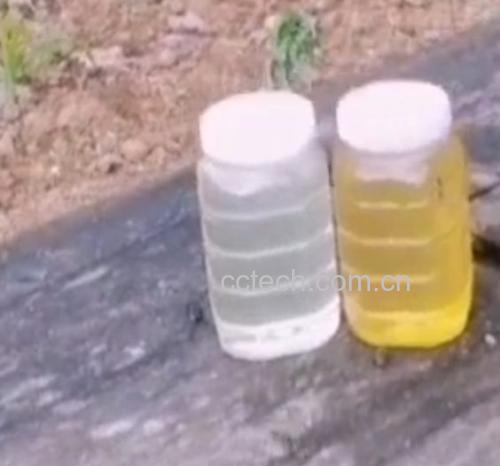 蜂蜜与清水混合搅拌图