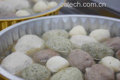 胡萝卜和青萝卜丸子食材展示