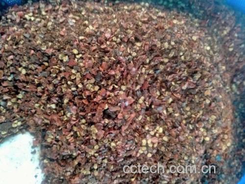 红椒粉与辣椒粉对比图