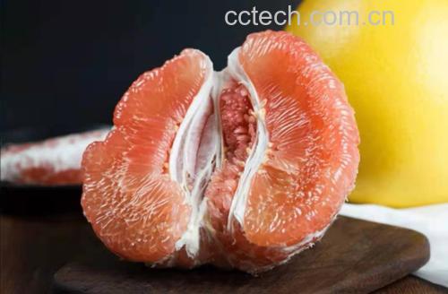 红心柚果肉健康与变质对比图