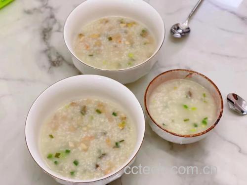 小葱饼子拌虾皮搭配图
