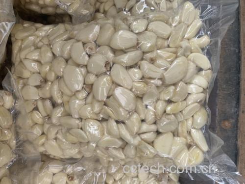 蒜米泡水的制作过程