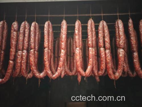 蒜香红肠制作过程