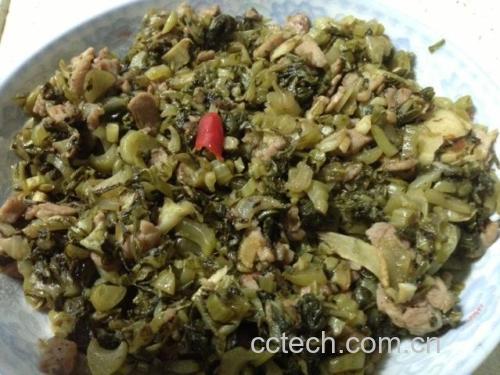 泡椒酸菜巴沙鱼食材处理