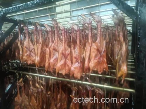 嘎啦苹果与烤肉搭配图