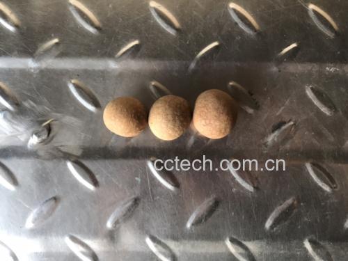 嘎啦苹果煮熟后的苹果泥与肉桂粉搭配图